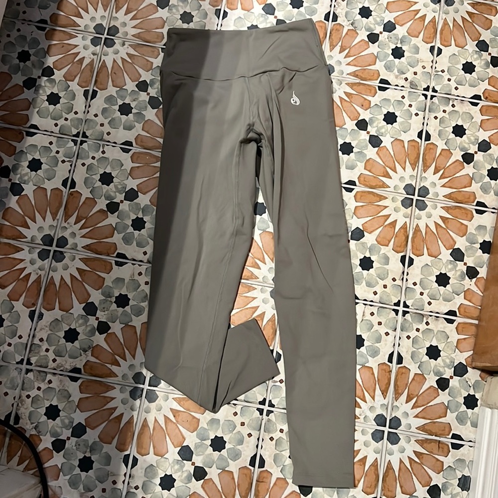 Ryderwear scrunch bum leggings size S - worn once or twice